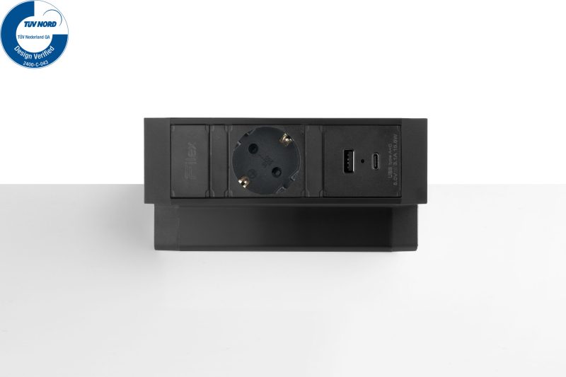 Power Desk Up® 2.0 - eGST®, 1x 230V, 1x USB A+C Charge