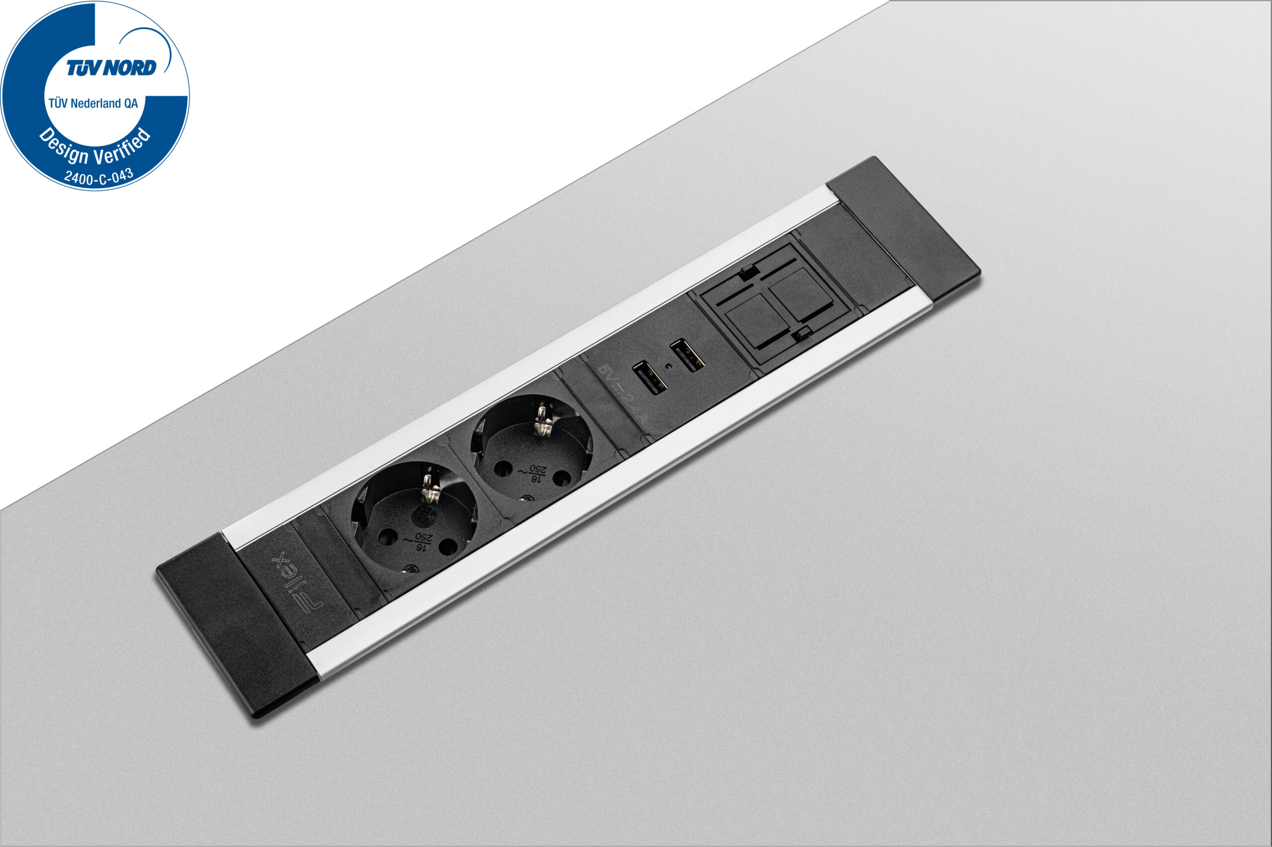 Power Desk Insert 2x 230V + 2x USB Chargers + 1x keystone Filex