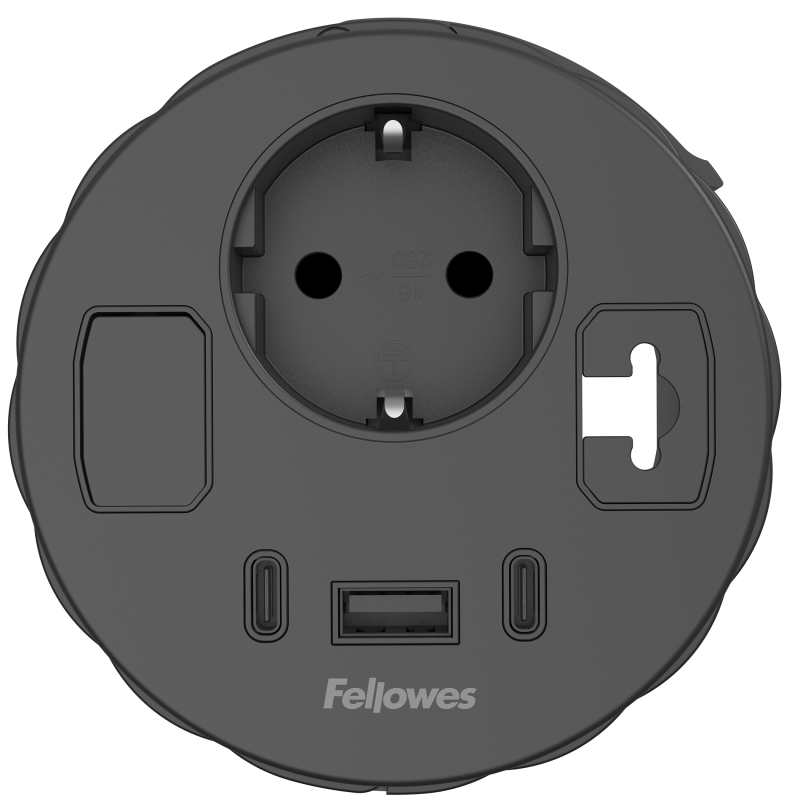 Zwarte ronde stroomunit met een stopcontact twee USB-C poorten en een USB-A poort. Ook met een uitsparing voor een kabel.