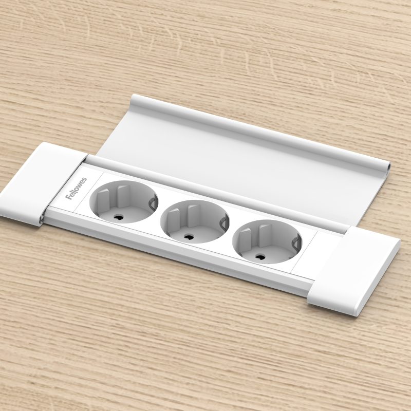 100144389_DeskInCover_F_3x230v-LS_WHT