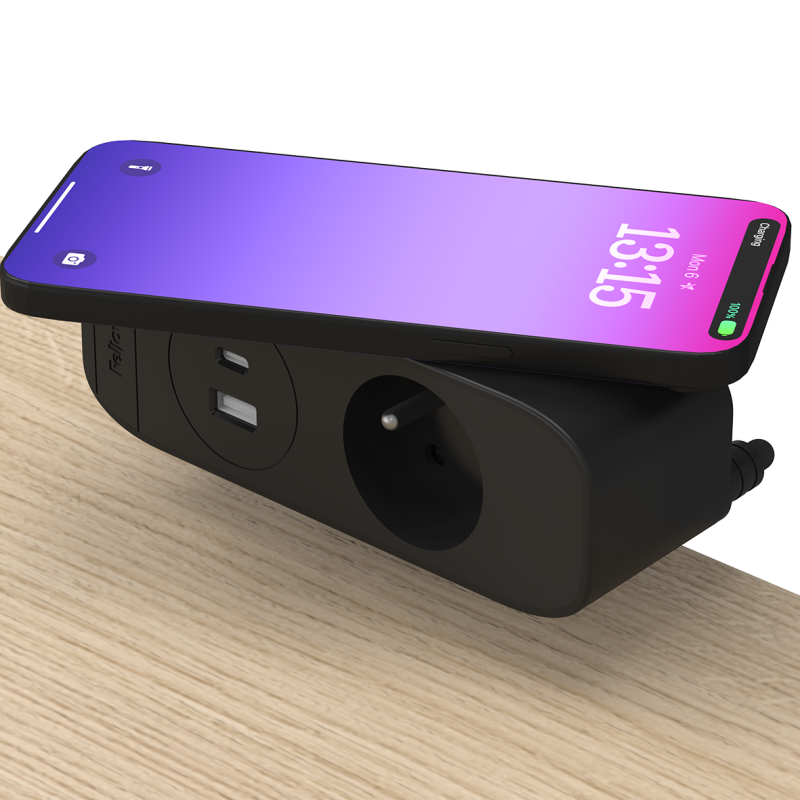 100139656_deskup3_E_1x230-AC-WL-BLK-ChargingPhone